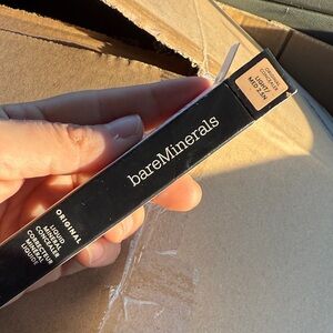 bareMinerals Original Liquid Mineral Concealer med light med 2.5n